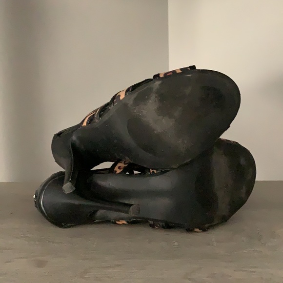 Leopard Heels - Picture 5 of 5